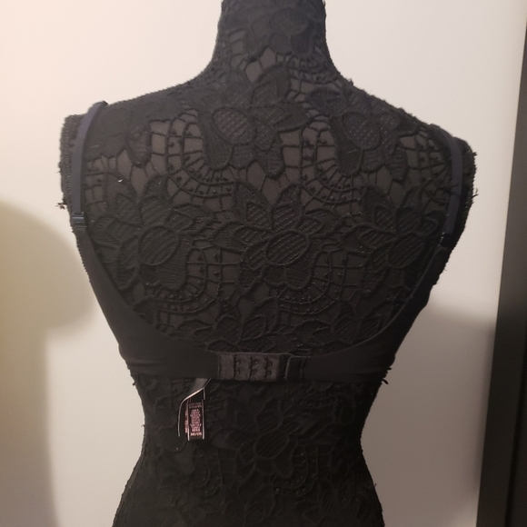 Victoria's Secret Bra Women's Size 34 Black Lined - Perfect Shape Model. - Picture 3 of 7